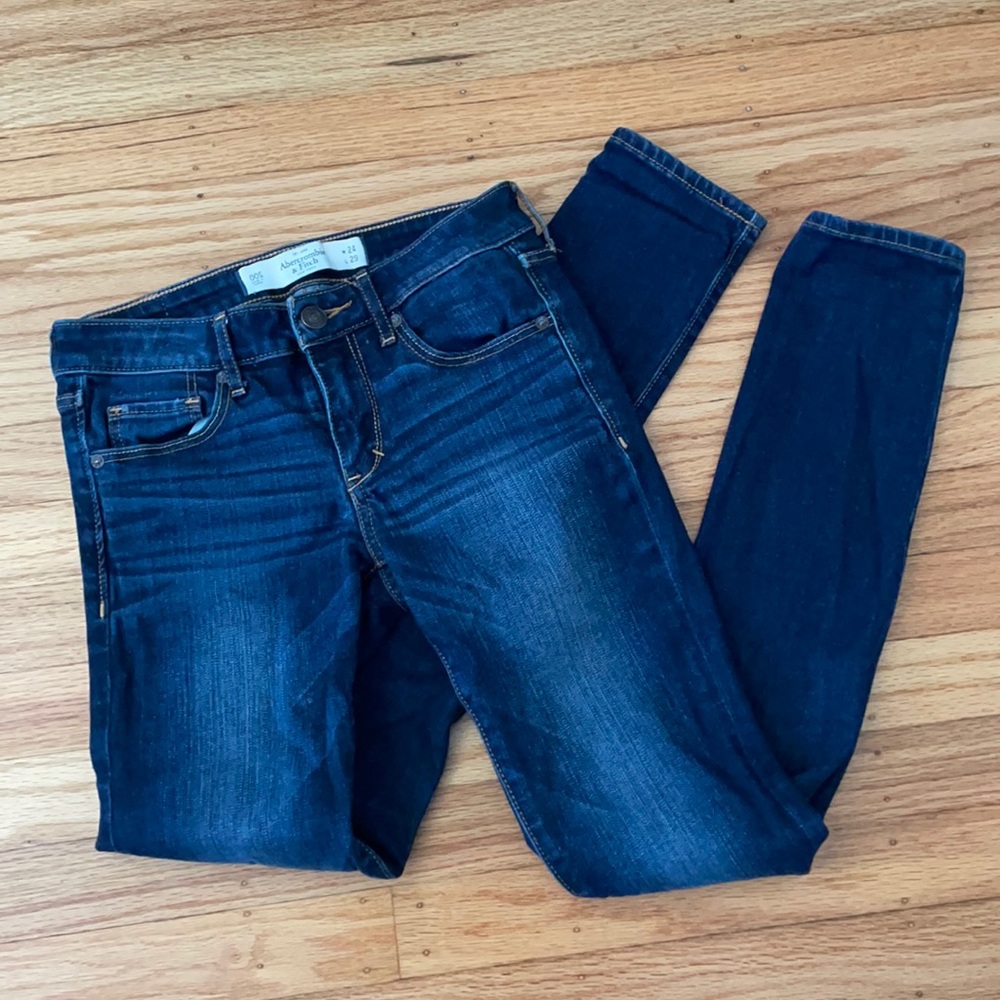 NWOT Abercrombie & Fitch skinny jeans